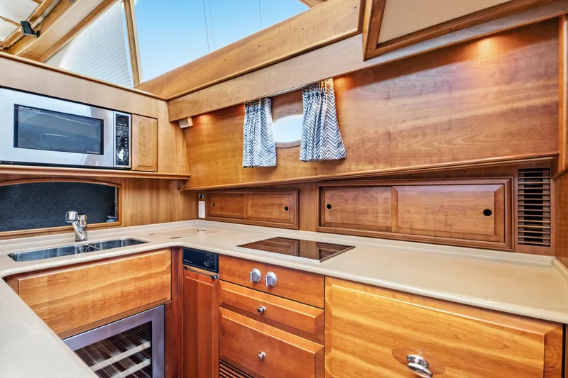 Slide: The Image of Hinckley Yachts TALARIA 55MY 2007 - 6111090