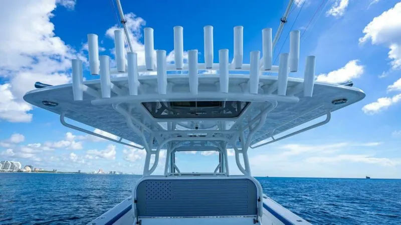 Slide: The Image of Yellowfin Offshore 2023 - 7382640