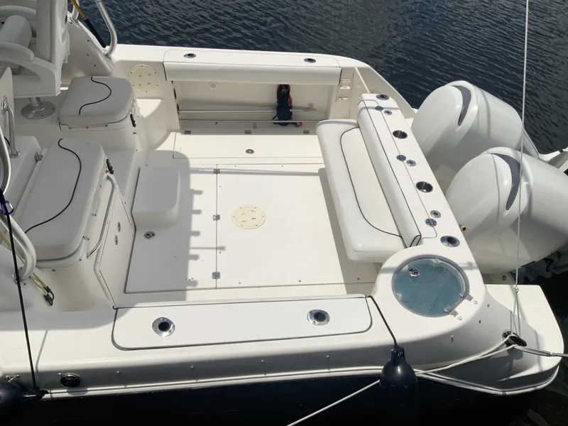 Slide: The Image of Robalo R305 Walkaround 2007 - 6111457