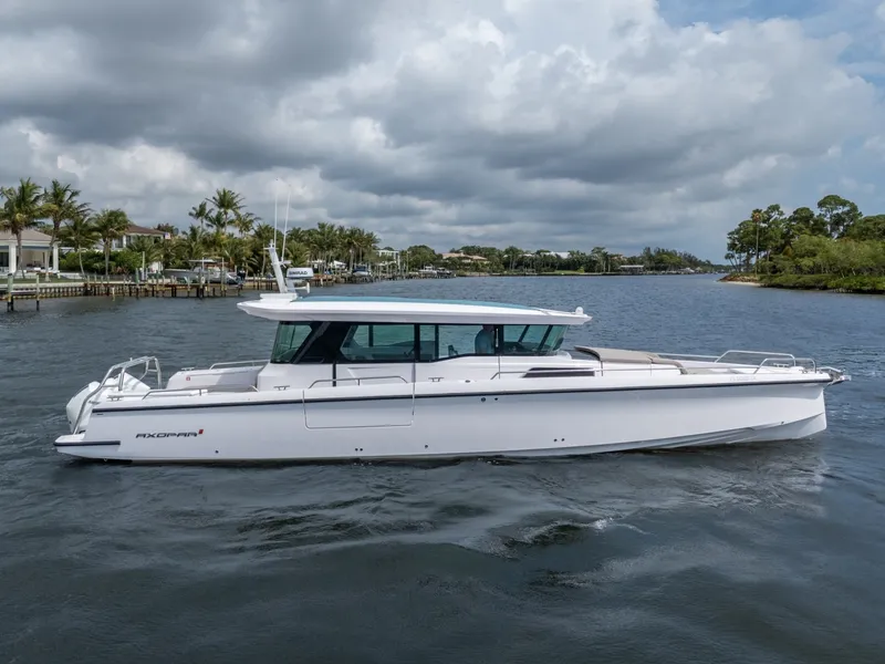 Slide: The Image of Axopar 45 XC Cross Cabin 2024 - 6111588