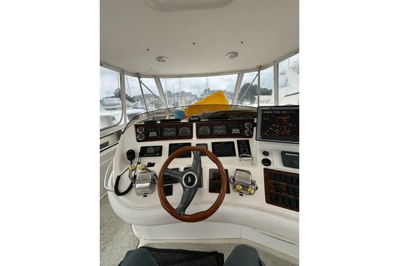 Slide: The Image of Sea Ray 480 Sedan Bridge 1999 - 6111881
