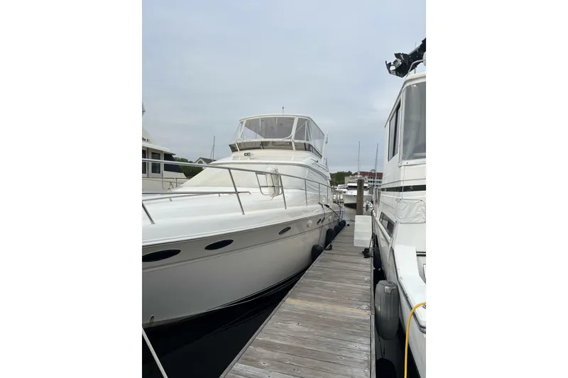 Slide: The Image of Sea Ray 480 Sedan Bridge 1999 - 6111866