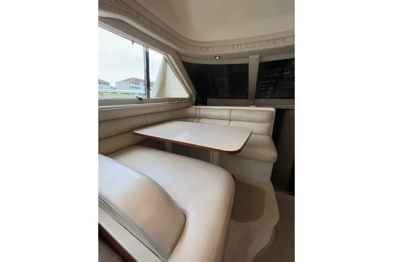 Slide: The Image of Sea Ray 480 Sedan Bridge 1999 - 6111889