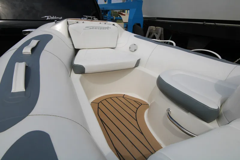 Slide: The Image of Avon 400 Seasport 2018 - 6111849