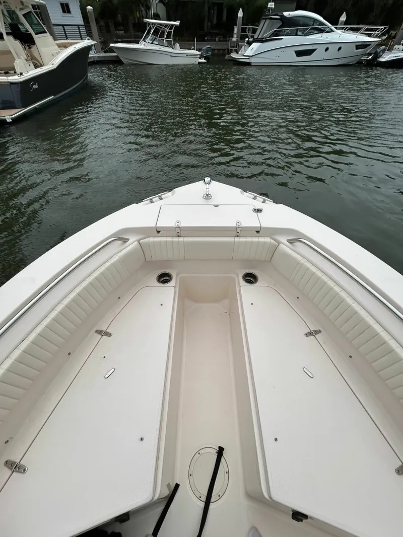 Slide: The Image of Grady-White Fisherman 209 2014 - 6112098