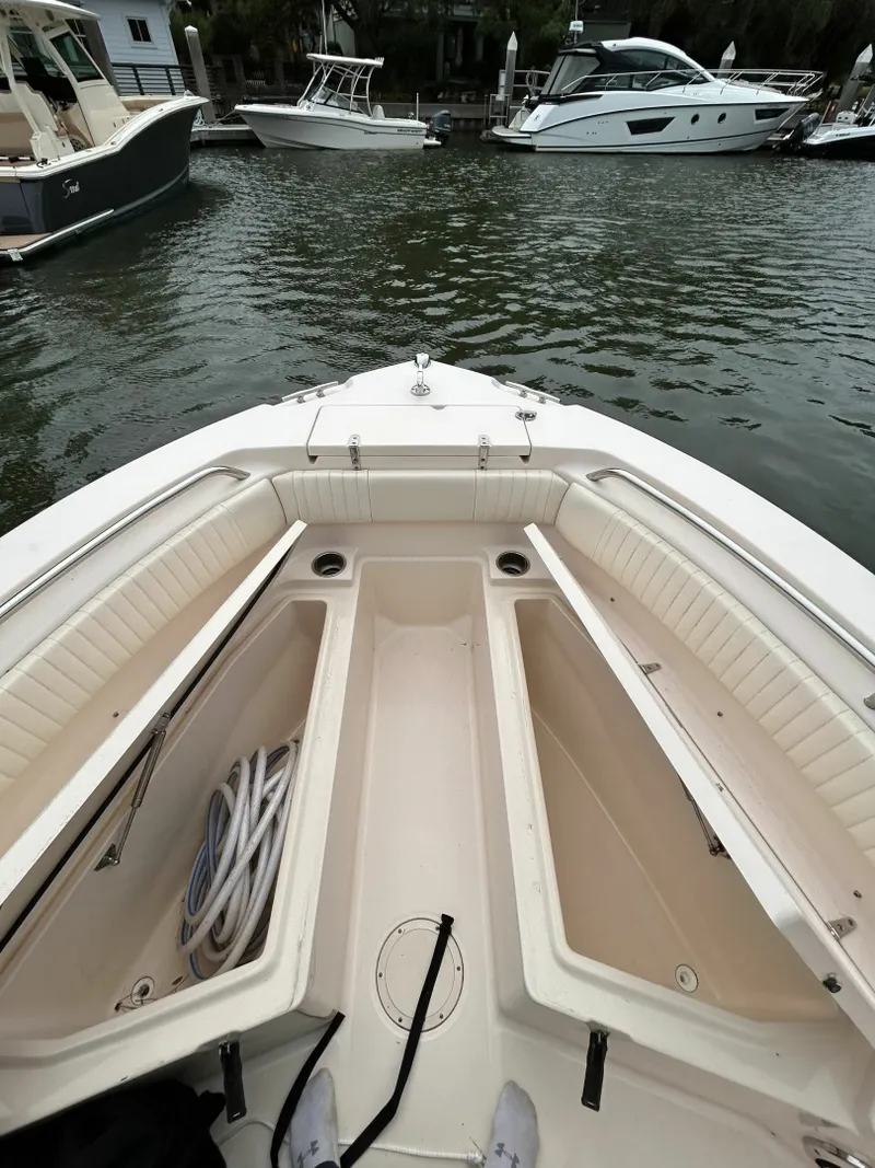 Slide: The Image of Grady-White Fisherman 209 2014 - 6112099