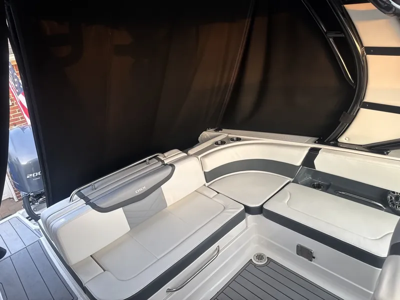 Slide: The Image of Chaparral 280 OSX 2023 - 6112121