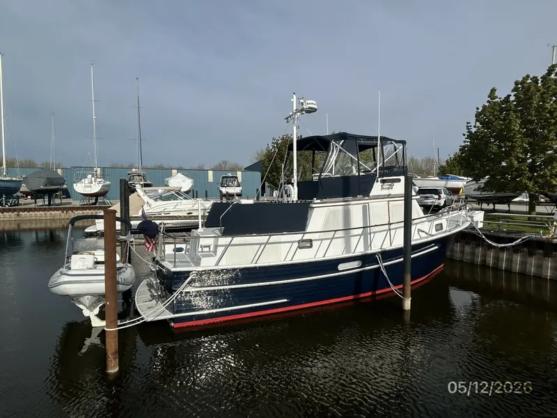 Slide: The Image of 36' Monk starboard aft profile - 6112341