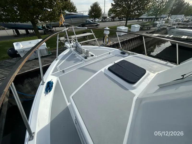 Slide: The Image of 36' Monk foredeck2 - 6112297