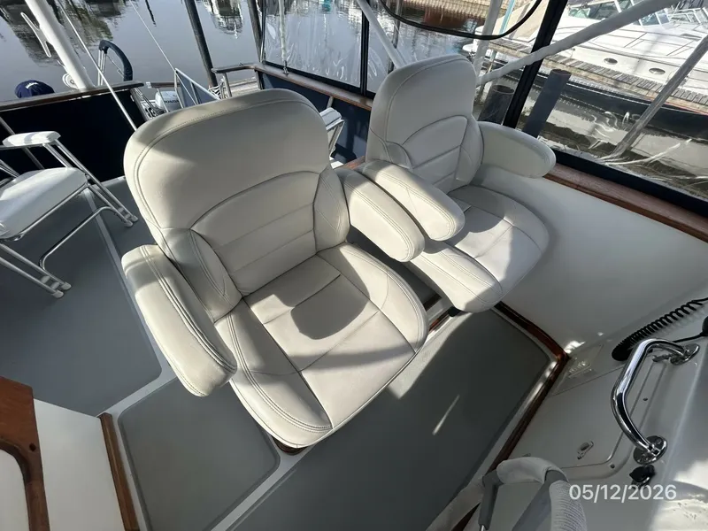 Slide: The Image of 36' Monk flybirdge helmseats - 6112291