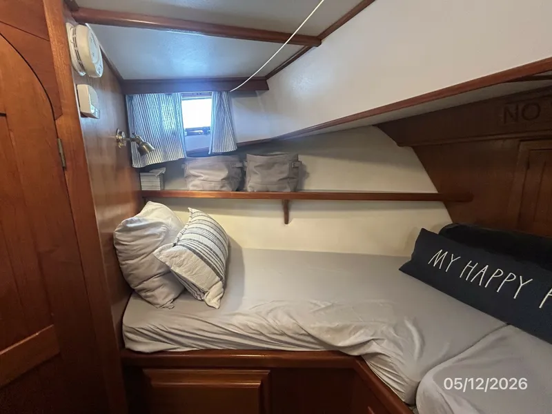 Slide: The Image of 36' Monk guest stateroom port - 6112312