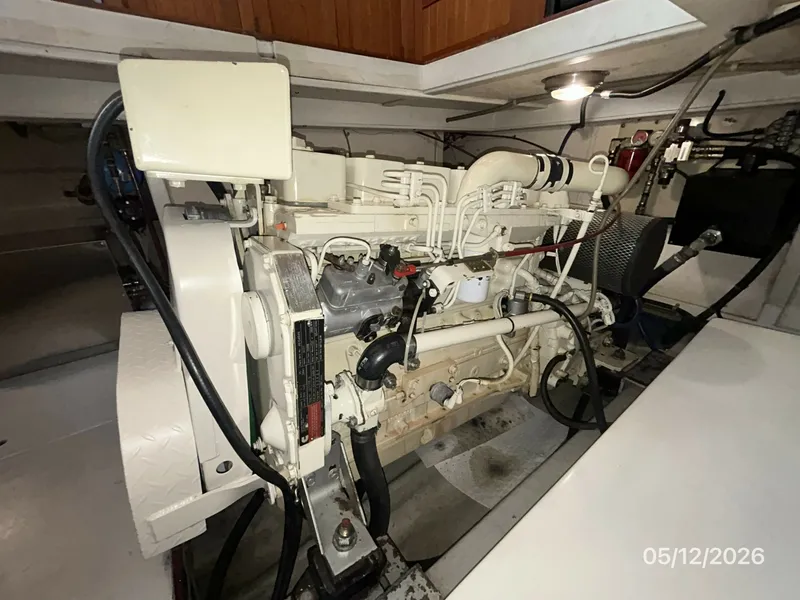 Slide: The Image of 36' Monk main engine1 - 6112317
