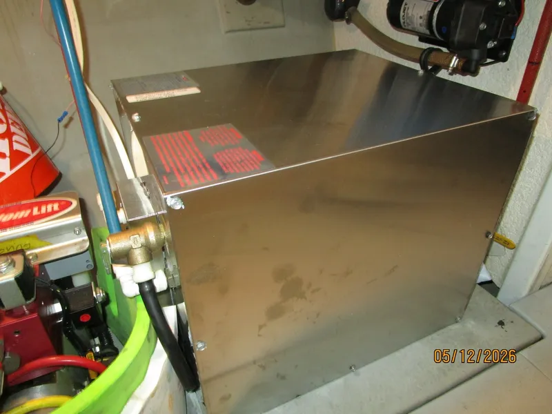 Slide: The Image of 36' Monk water heater - 6112357