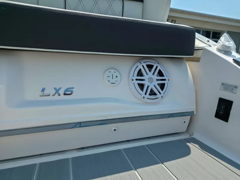 Slide: The Image of Regal LX6 2027 - 6563461