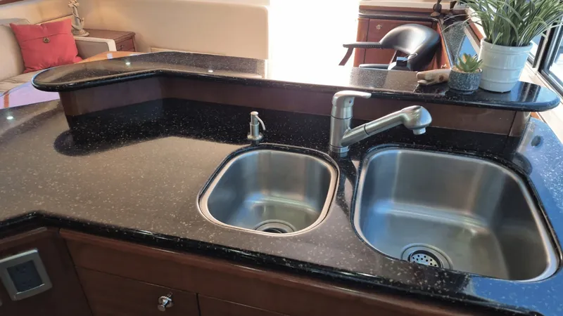 Slide: The Image of Double Sink - 6112989