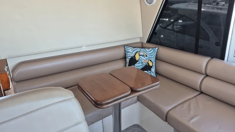 Slide: The Image of Seating Area in Pilot House - 6113004