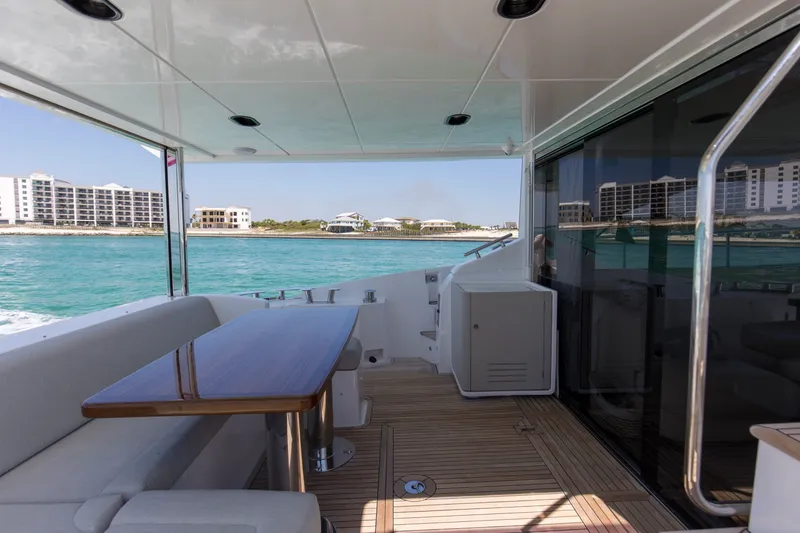 Slide: The Image of Azimut 60 FLY 2019 - 6113056