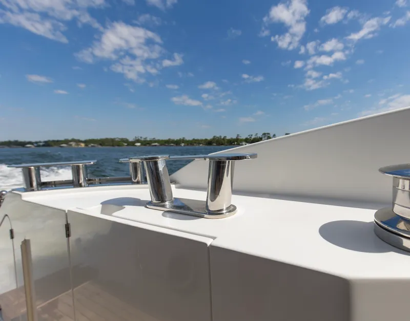 Slide: The Image of Azimut 60 FLY 2019 - 6113072