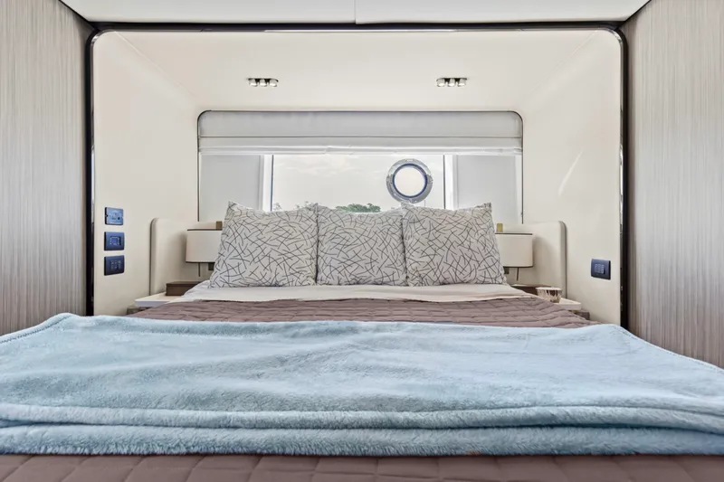 Slide: The Image of Azimut 60 FLY 2019 - 6113077