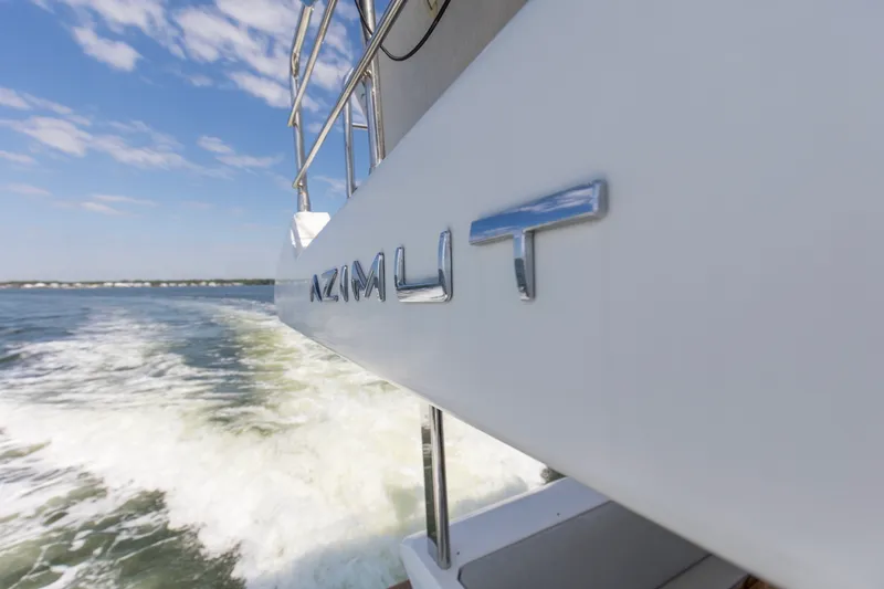 Slide: The Image of Azimut 60 FLY 2019 - 6113096