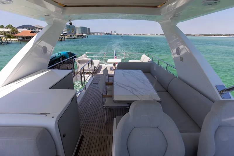 Slide: The Image of Azimut 60 FLY 2019 - 6113103