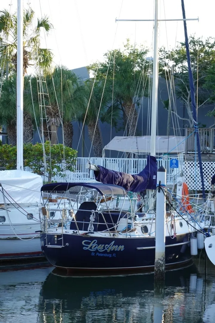 Slide: The Image of Pacific Seacraft 34 1987 - 6118066