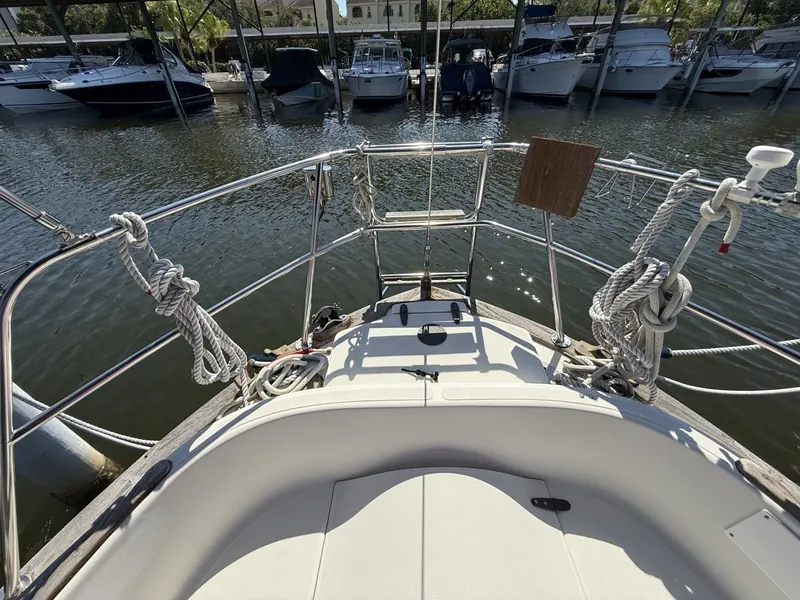 Slide: The Image of Pacific Seacraft 34 1987 - 6141969
