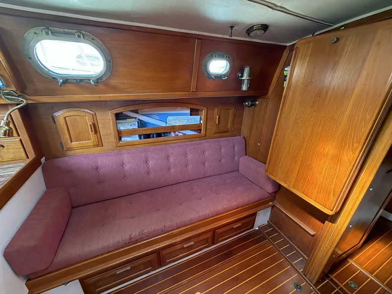 Slide: The Image of Pacific Seacraft 34 1987 - 6141979