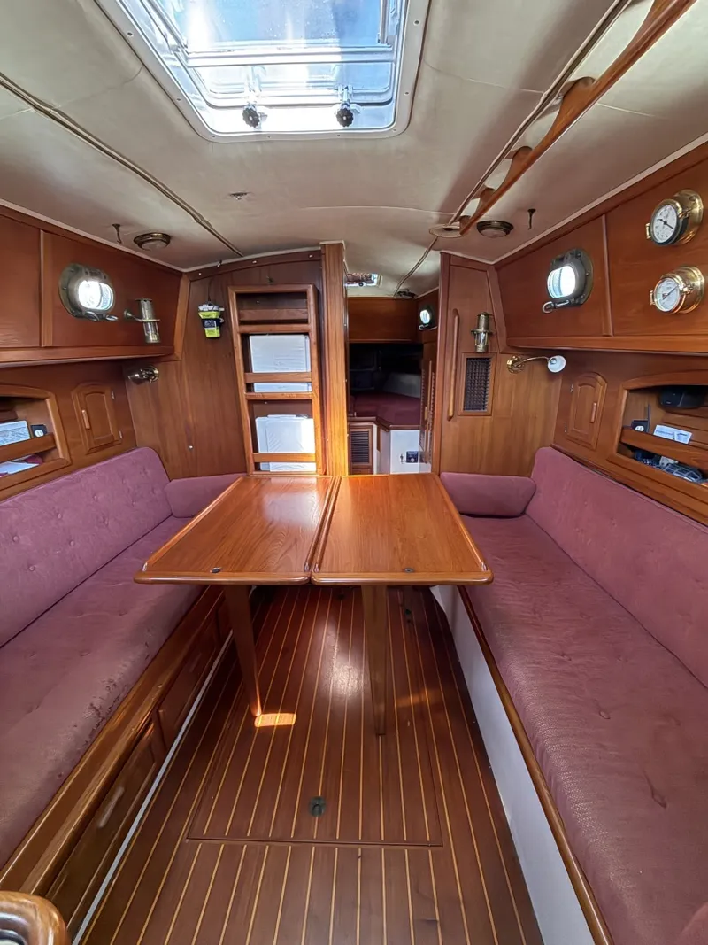 Slide: The Image of Pacific Seacraft 34 1987 - 6142007