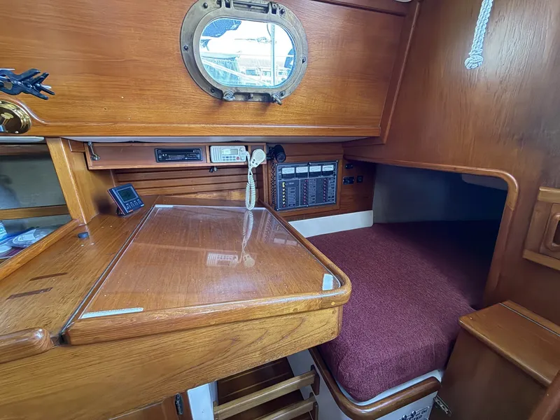 Slide: The Image of Pacific Seacraft 34 1987 - 6141982