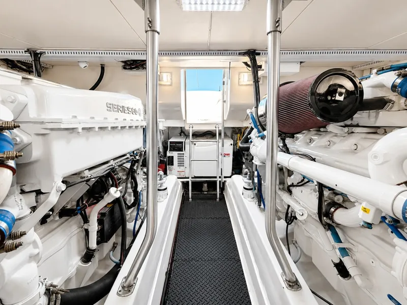 Slide: The Image of Ocean 50 Convertible 2004 - 6120767