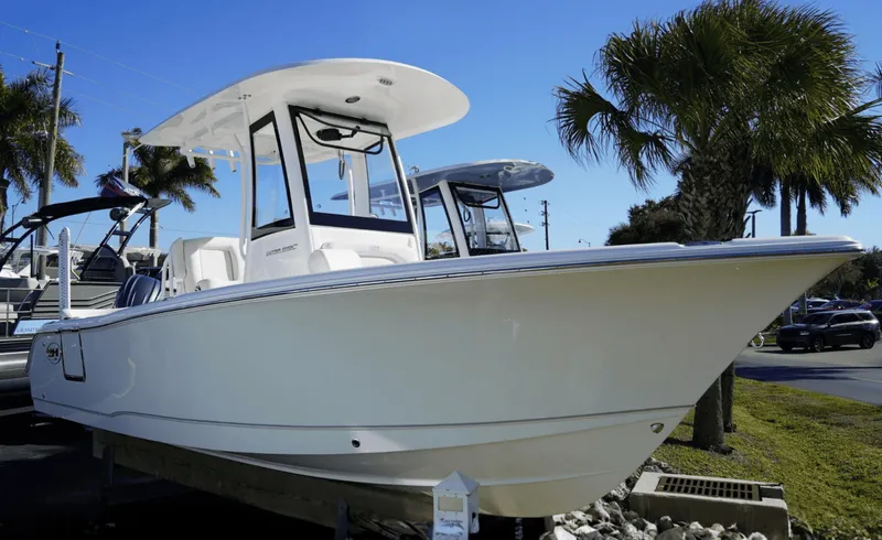 The Image of Sea Hunt Ultra 235SE 2026 - 6114071