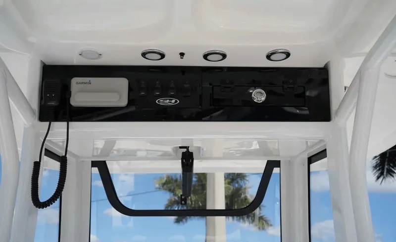 Slide: The Image of Sea Hunt BX 25 FS 2026 - 6114342