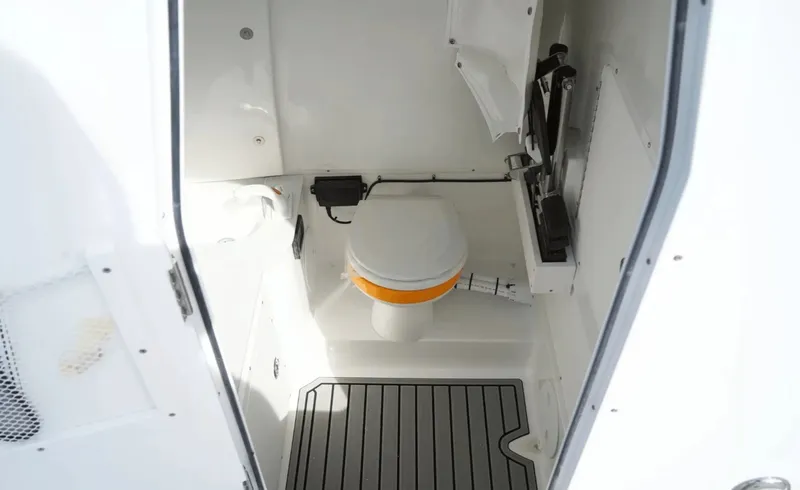 Slide: The Image of Sea Hunt Ultra 285SE 2026 - 6114380