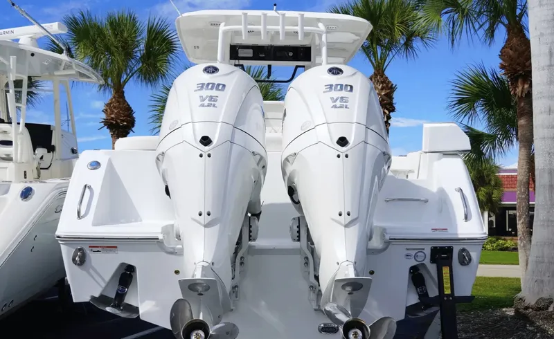 Slide: The Image of Sea Hunt Ultra 285SE 2026 - 6114373