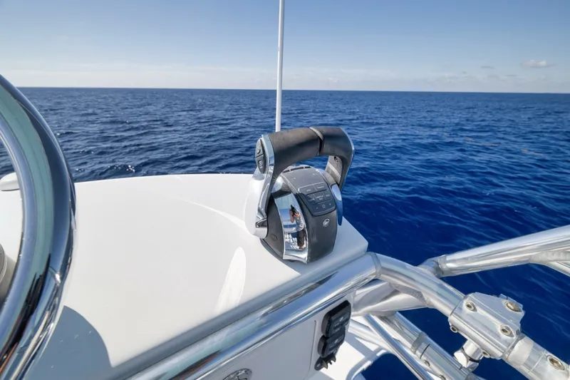 Slide: The Image of Bahama 41CC 2017 - 6114592
