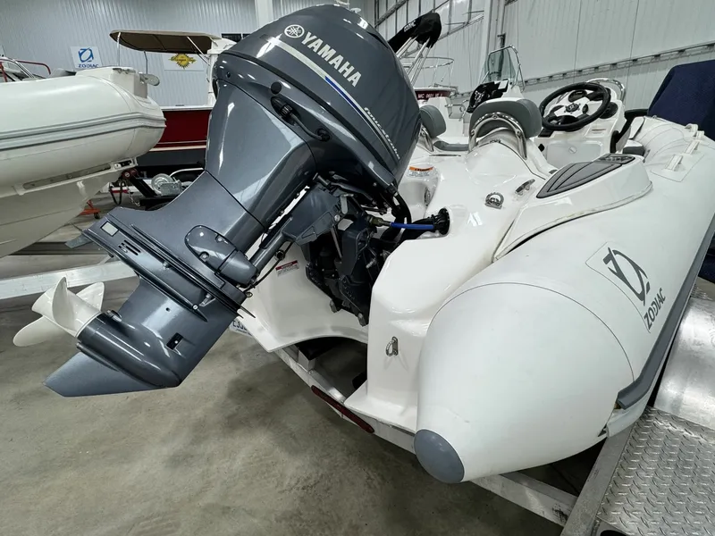 Slide: The Image of Zodiac Yachtline 440 DL NEO 2021 - 6114713