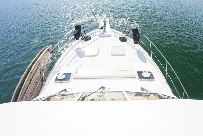 Slide: The Image of Meridian 490 Pilothouse 2004 - 6115334