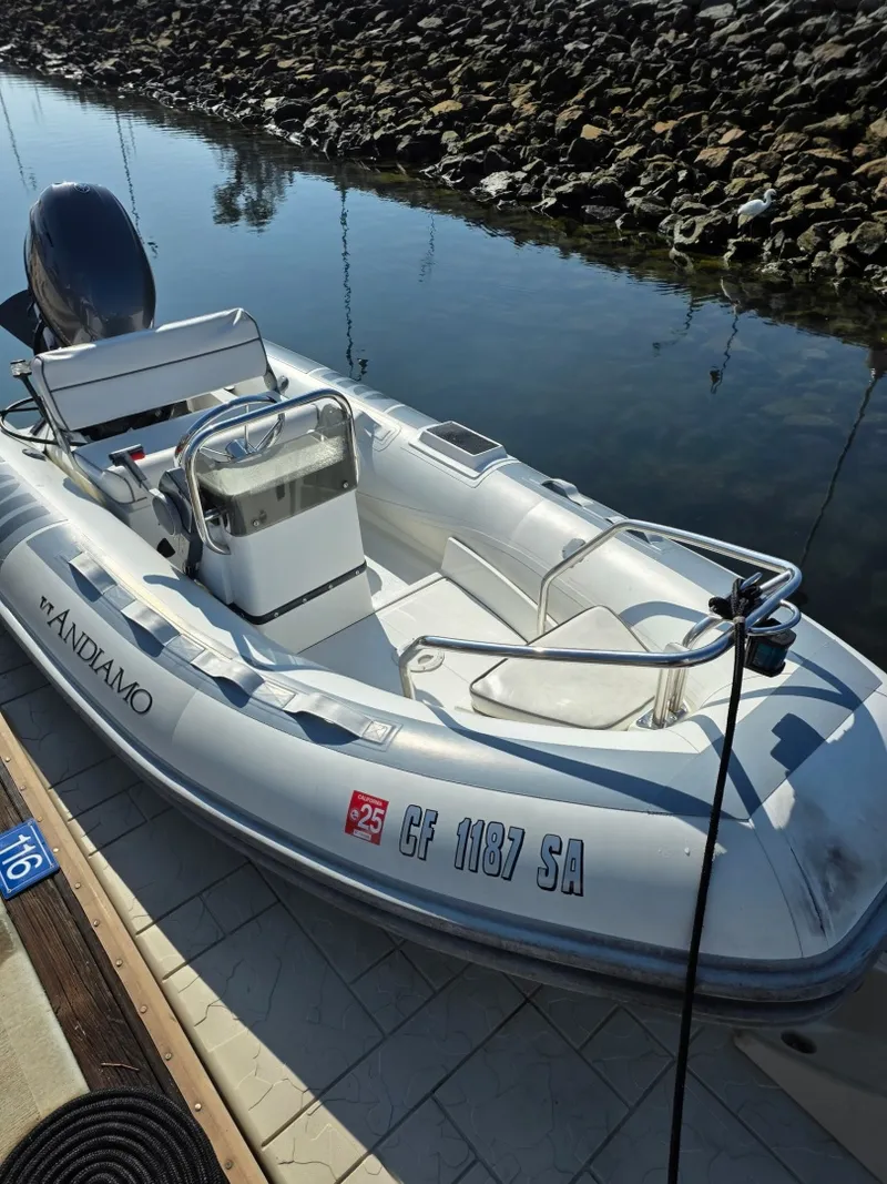 Slide: The Image of Meridian 490 Pilothouse 2004 - 6473279