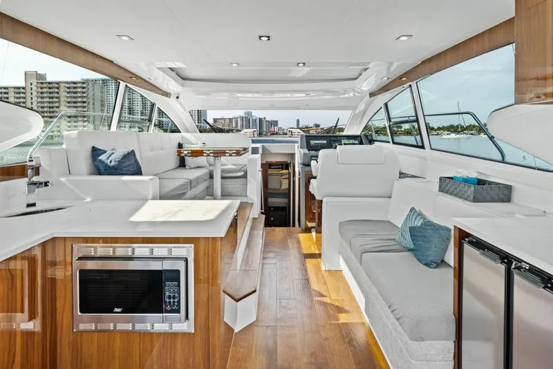 Slide: The Image of Cruisers 46 CANTIUS 2022 - 6115146