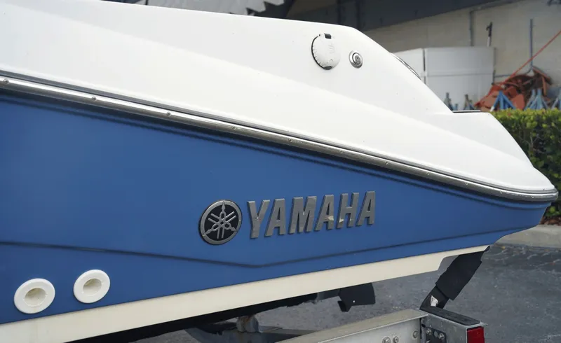 Slide: The Image of Yamaha 195 FSH 2018 - 6115324