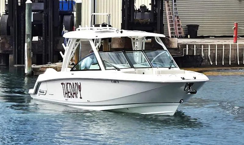Slide: The Image of Boston Whaler 320 Vantage 2022 - 6115510