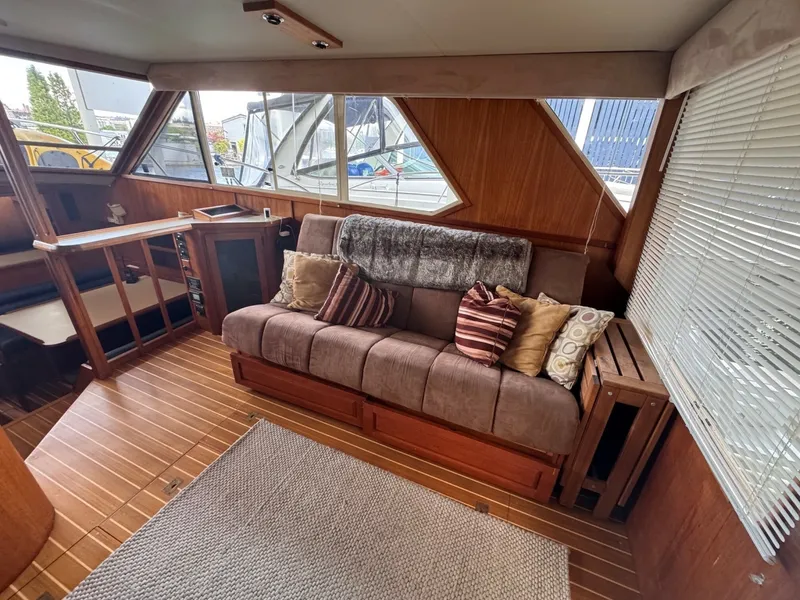 Slide: The Image of Chris-Craft 44 Sedan 1987 - 6116623