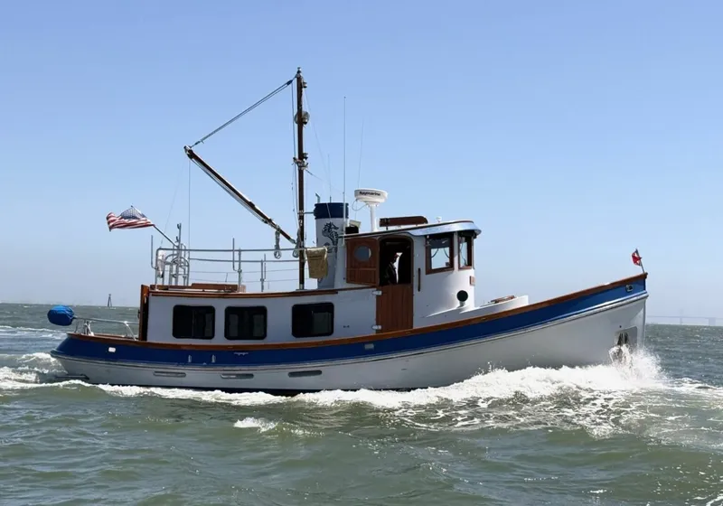 Slide: The Image of Lord Nelson Victory Tug 1987 - 6124129