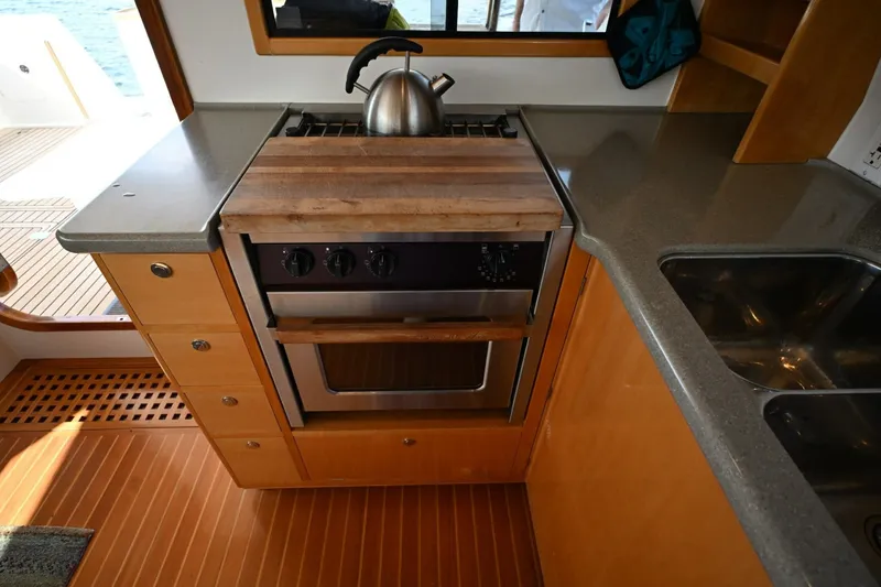 Slide: The Image of Powercat 41.4 2002 - 6121006