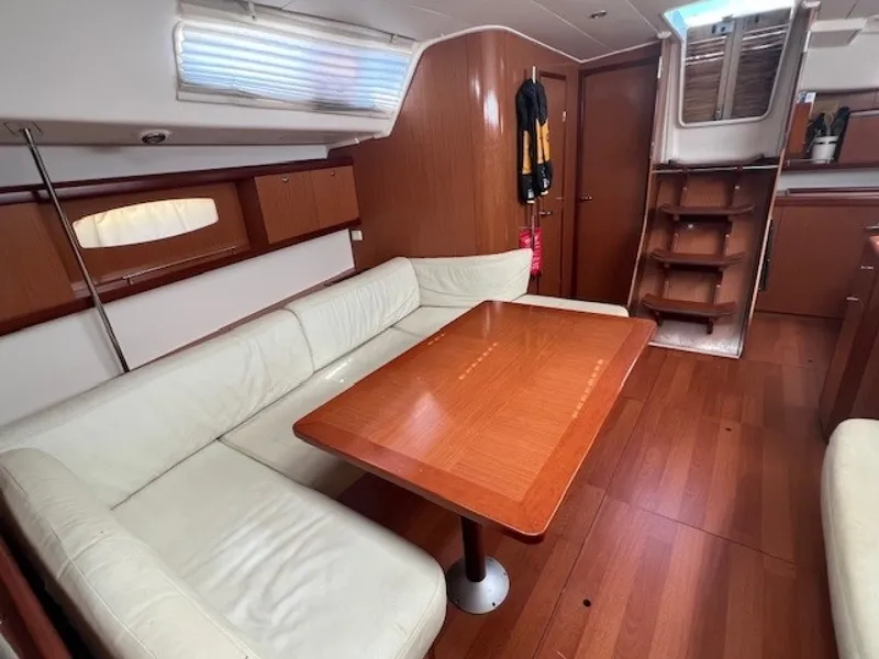 Slide: The Image of Beneteau Oceanis 43 2009 - 6124191