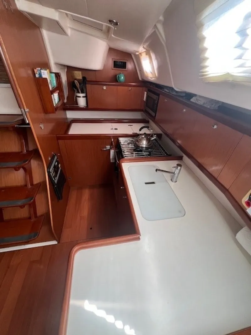 Slide: The Image of Beneteau Oceanis 43 2009 - 6134206