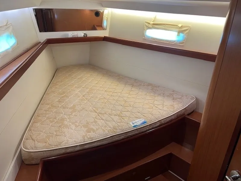 Slide: The Image of Beneteau Oceanis 43 2009 - 6124220