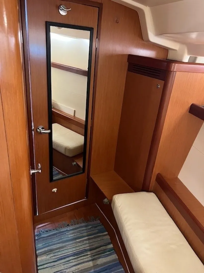 Slide: The Image of Beneteau Oceanis 43 2009 - 6134217