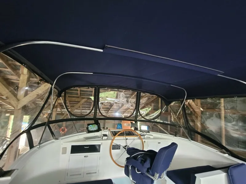 Slide: The Image of DeFever Offshore Cruiser 1990 - 6158538